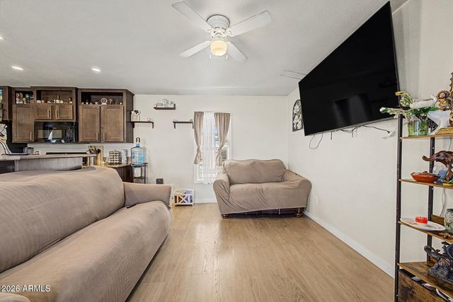625 W MCKELLIPS -- 393, Mesa, AZ 85201
