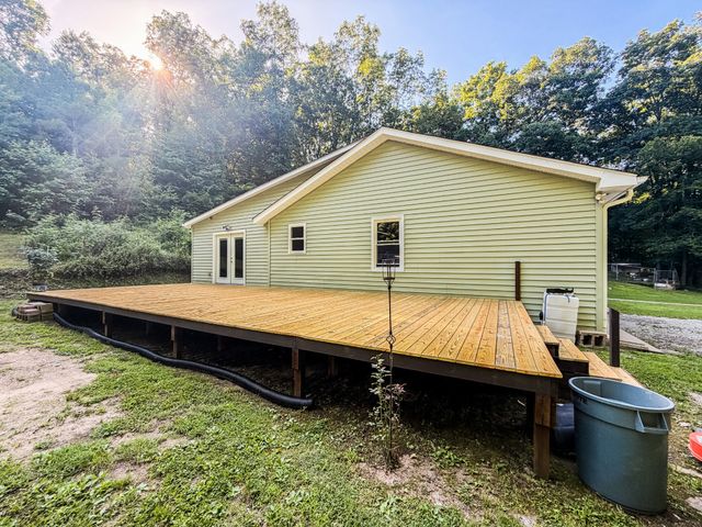 120 Ulcer Hollow Rd, Waverly, TN 37185