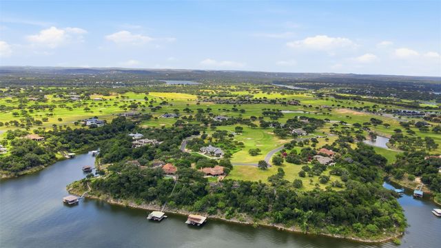 25316 Cliff XING, Spicewood, TX 78669