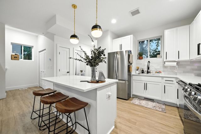 4165 Old Sibley Highway, Eagan, MN 55122