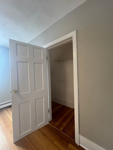 334 Lincoln Ave 1, Saugus, MA 01906