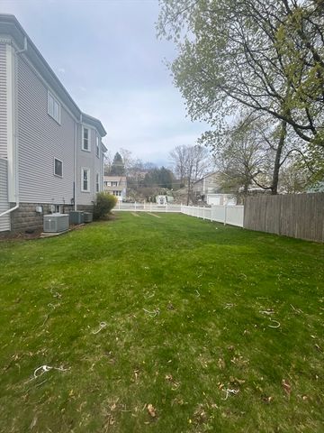 334 Lincoln Ave 1, Saugus, MA 01906