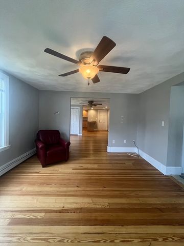 334 Lincoln Ave 1, Saugus, MA 01906