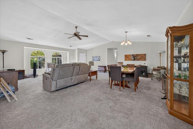 41393 Roaring River Way, Coarsegold, CA 93614