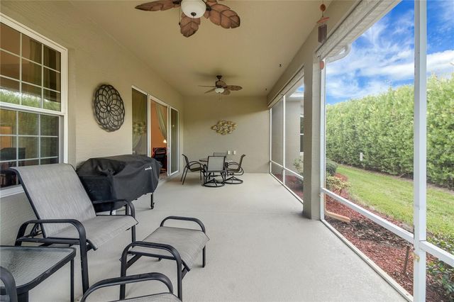 10033 LAKE MIONA WAY, Oxford, FL 34484