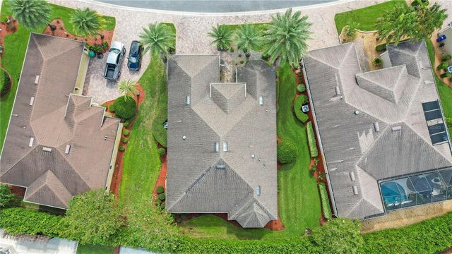 10033 LAKE MIONA WAY, Oxford, FL 34484