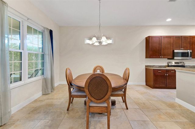 10033 LAKE MIONA WAY, Oxford, FL 34484