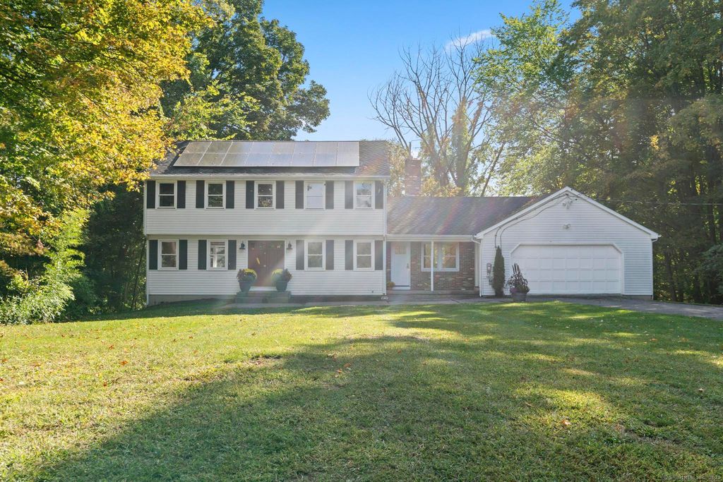 180 South Stone Street, Suffield, CT 06093