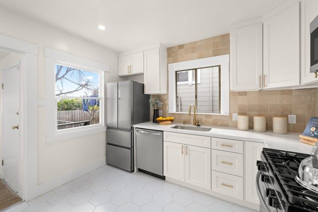 2254 62nd Ave, Oakland, CA 94605