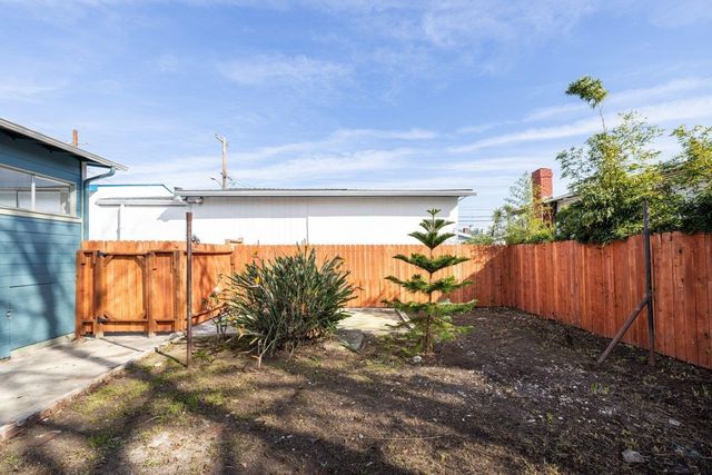 2254 62nd Ave, Oakland, CA 94605