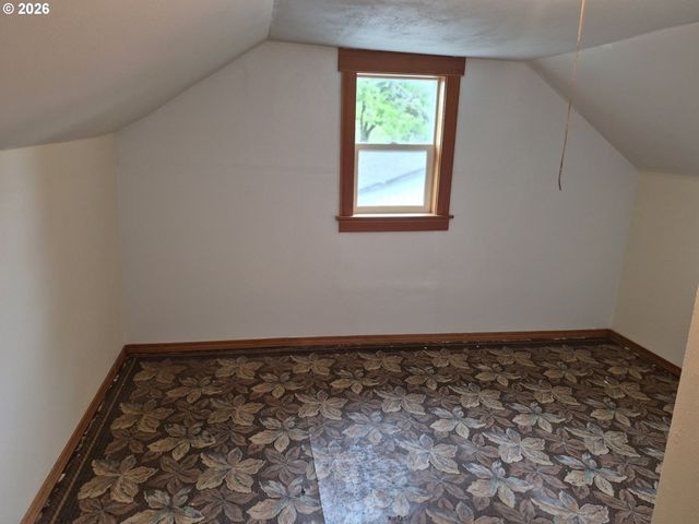5659 Sw SPRING HILL Rd, Gaston, OR 97119