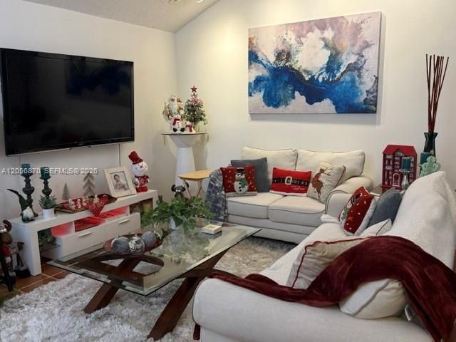 2136 Austin, Weston, FL 33326