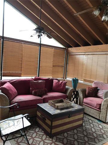 2136 Austin, Weston, FL 33326
