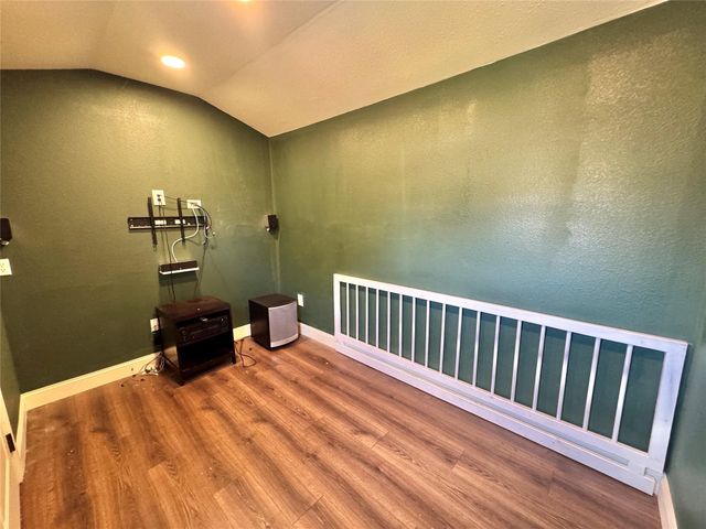 1905 Bridle Lane, Gainesville, TX 76240