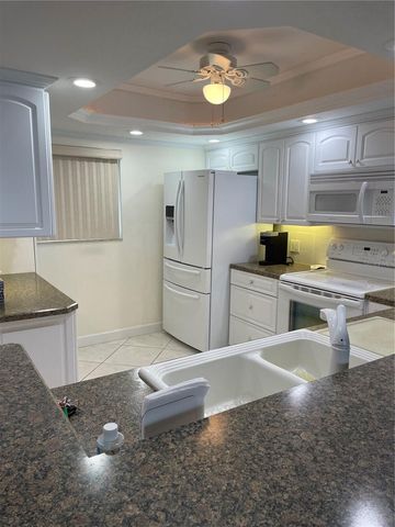 895 S GULFVIEW BOULEVARD 303, Clearwater Beach, FL 33767