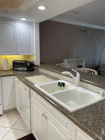 895 S GULFVIEW BOULEVARD 303, Clearwater Beach, FL 33767