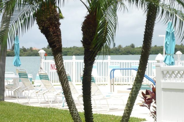 895 S GULFVIEW BOULEVARD 303, Clearwater Beach, FL 33767