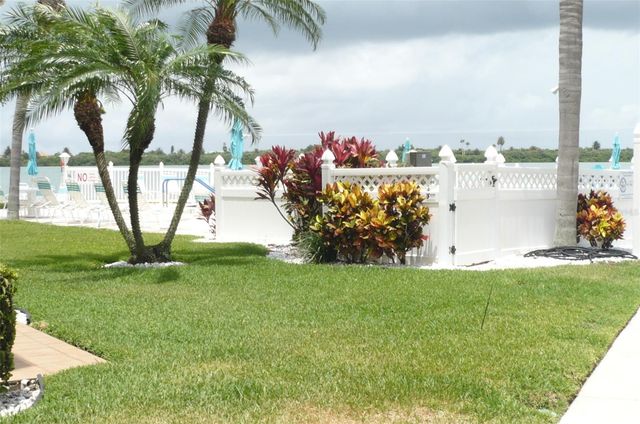 895 S GULFVIEW BOULEVARD 303, Clearwater Beach, FL 33767