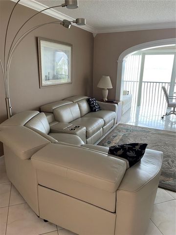 895 S GULFVIEW BOULEVARD 303, Clearwater Beach, FL 33767