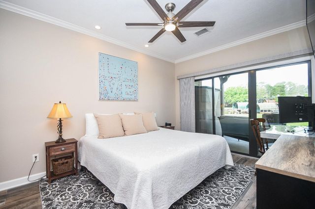 500 River Road 101, Montgomery, TX 77356