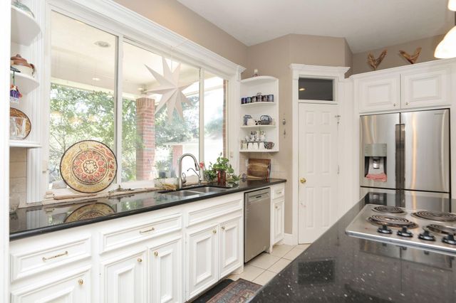 21719 Mueschke Road, Tomball, TX 77377