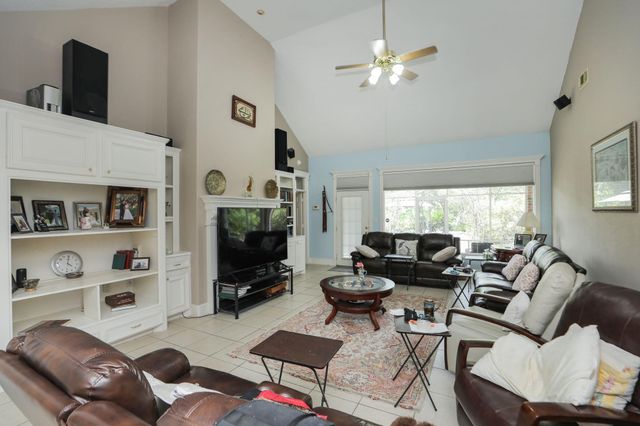 21719 Mueschke Road, Tomball, TX 77377