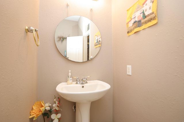 21719 Mueschke Road, Tomball, TX 77377