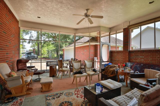21719 Mueschke Road, Tomball, TX 77377