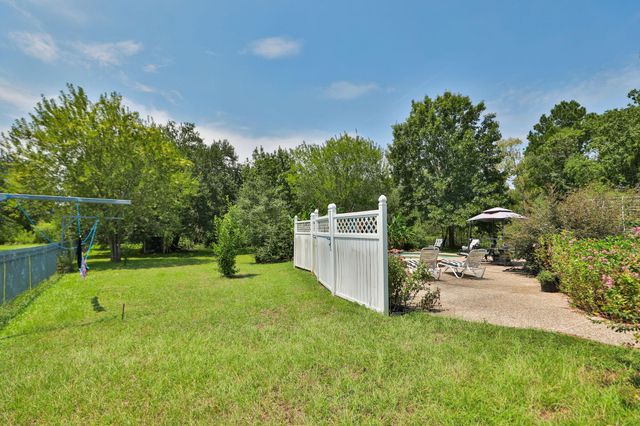 21719 Mueschke Road, Tomball, TX 77377
