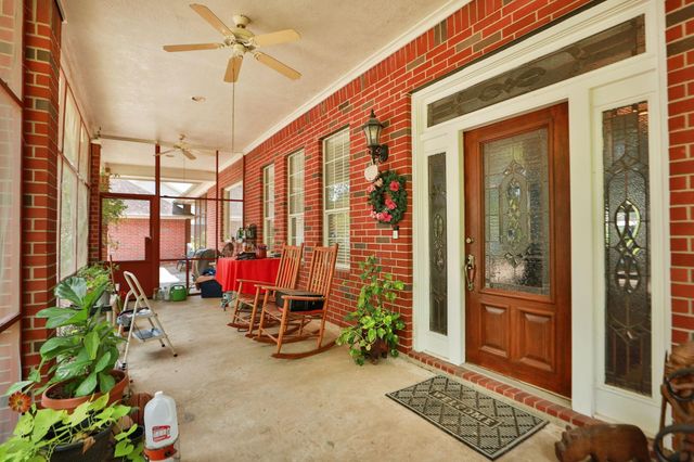 21719 Mueschke Road, Tomball, TX 77377
