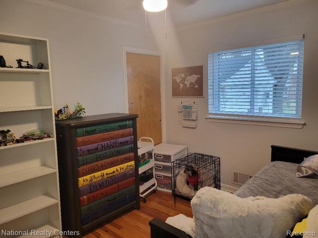 28070 W Chicago Street, Livonia, MI 48150