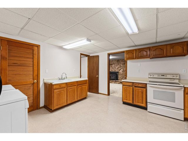 717 Oak St, Windsor, CO 80550