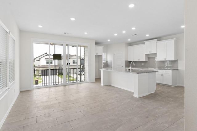 14942 Eagle Feather Rd Drive, Houston, TX 77090