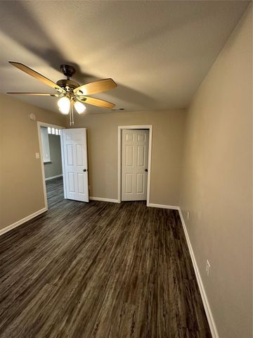 4406 LIMEWOOD CT A, Austin, TX 78727