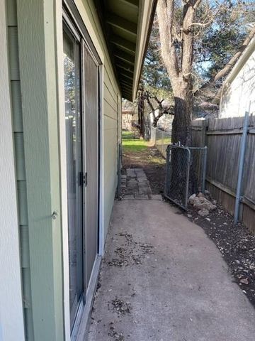 4406 LIMEWOOD CT A, Austin, TX 78727