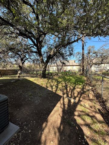 4406 LIMEWOOD CT A, Austin, TX 78727