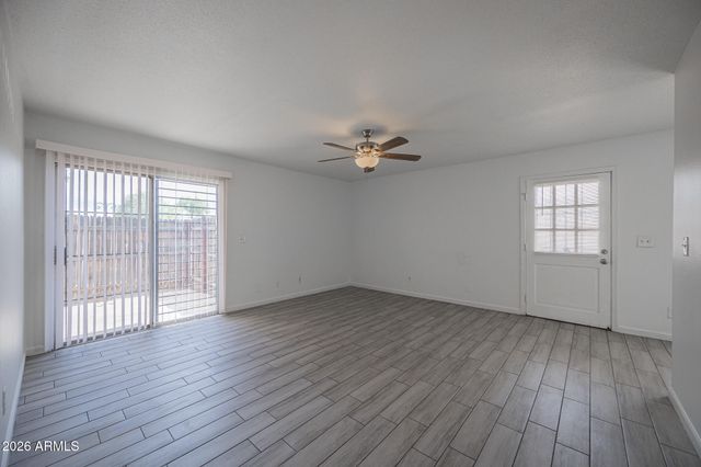 2730 E BELLEVIEW Street 6, Phoenix, AZ 85008