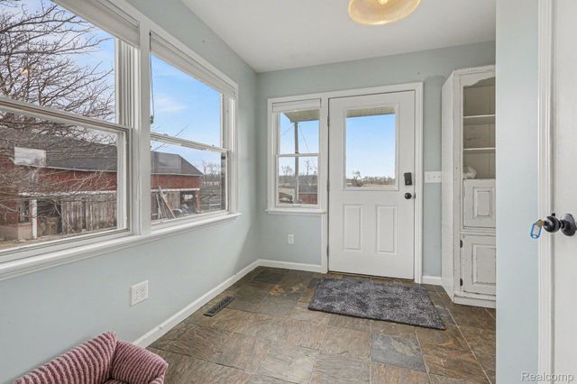 7861 Gregory Road, Webster Township, MI 48130