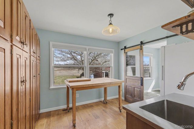 7861 Gregory Road, Webster Township, MI 48130