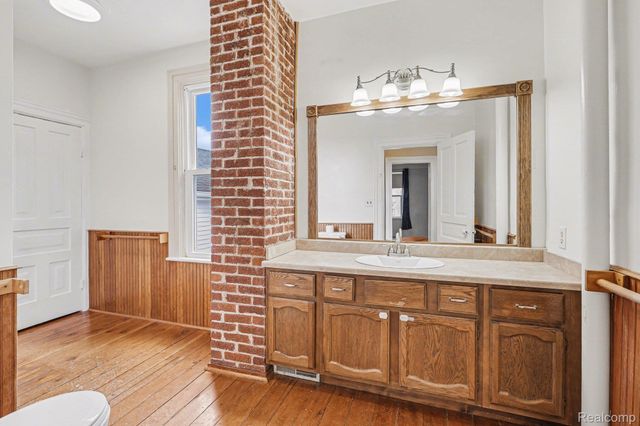 7861 Gregory Road, Webster Township, MI 48130