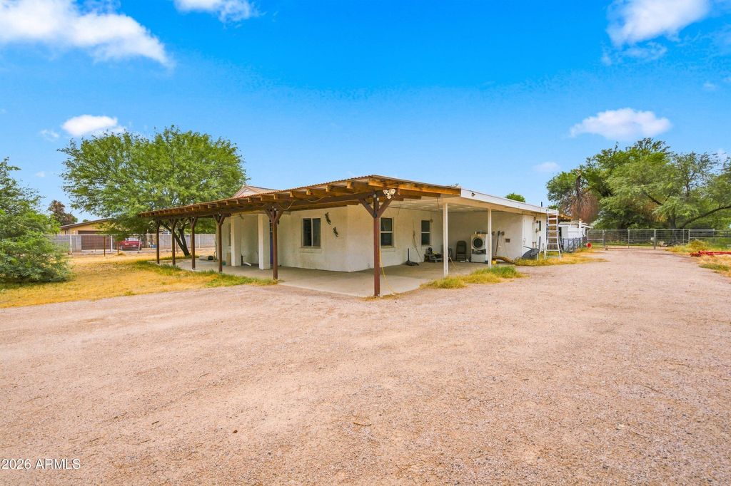 6306 W VINEYARD Road, Laveen, AZ 85339 — photo 2