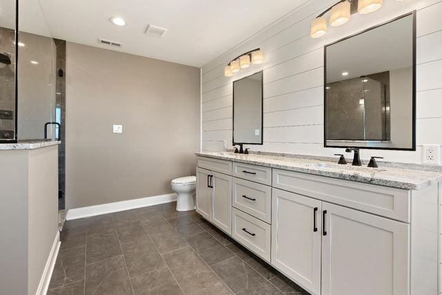 443 Megan Way, Munster, IN 46321