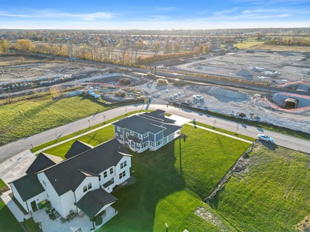 443 Megan Way, Munster, IN 46321