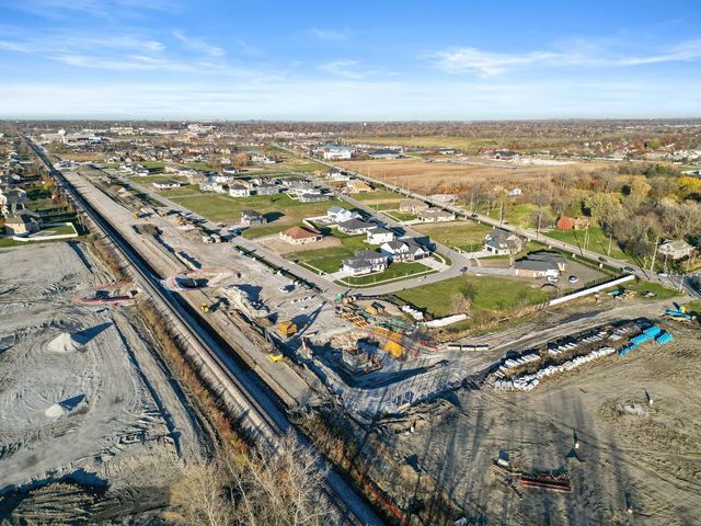 443 Megan Way, Munster, IN 46321