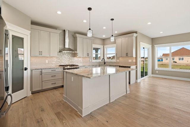 443 Megan Way, Munster, IN 46321