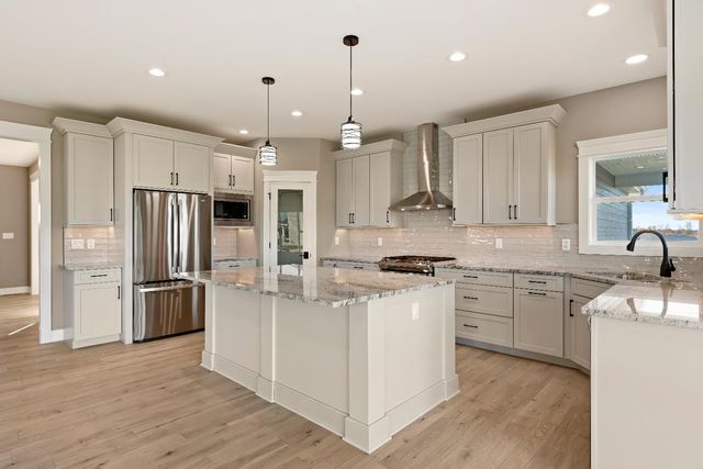 443 Megan Way, Munster, IN 46321