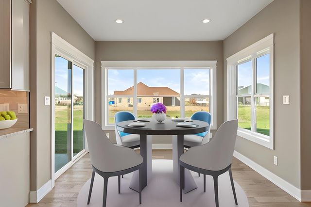 443 Megan Way, Munster, IN 46321