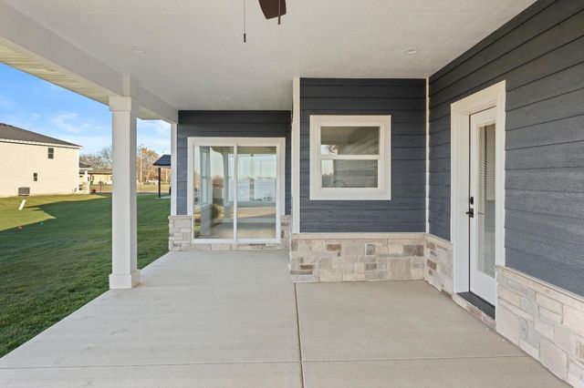 443 Megan Way, Munster, IN 46321