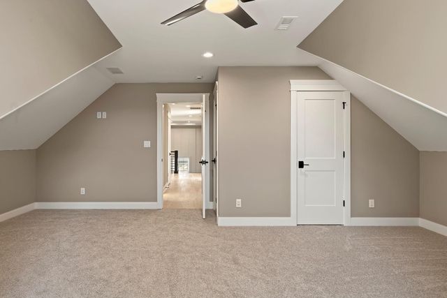 443 Megan Way, Munster, IN 46321