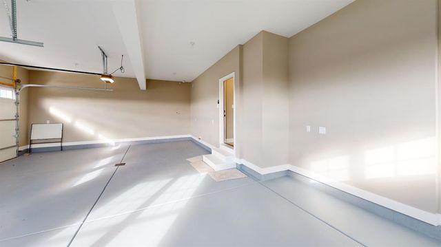 443 Megan Way, Munster, IN 46321